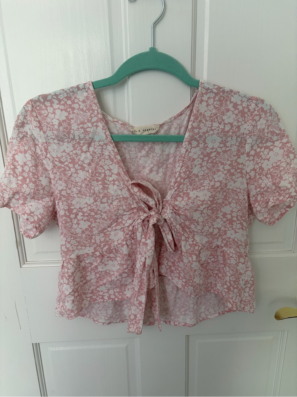 LA Hearts Floral Tie-Front Women's Top - Pink